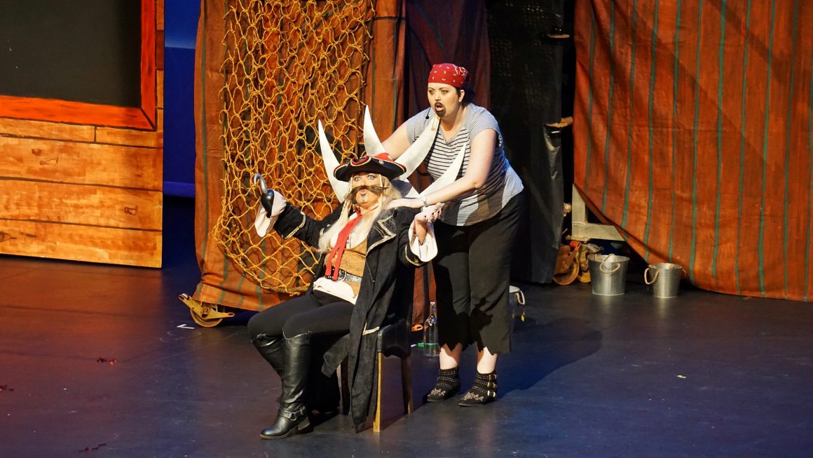 Smee and Hook Pilbara Pan